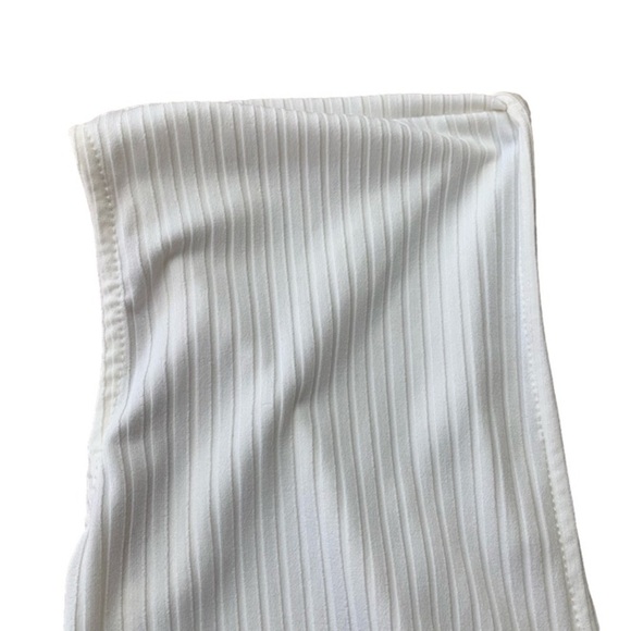 Zara White V-Neck Ribbed Short Sleeve Blogger Bodysuit Women’s Size Medium - Picture 5 of 7